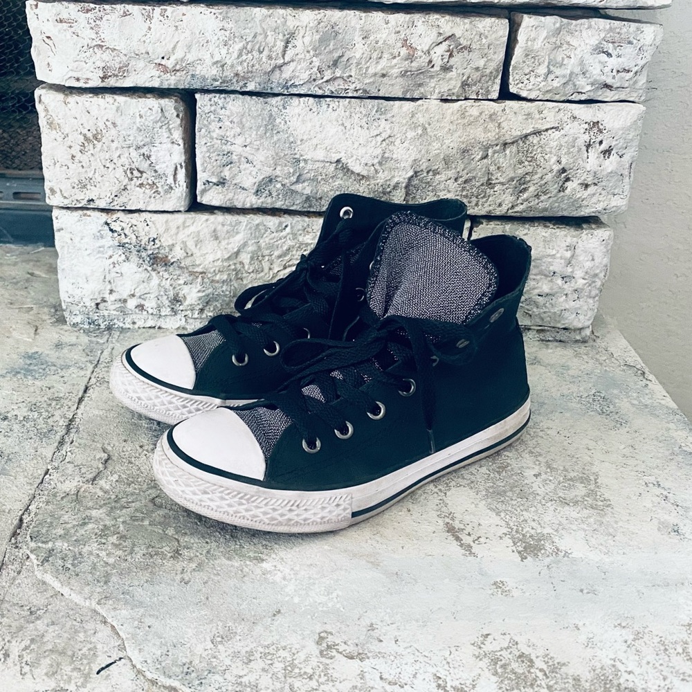 Converse Kids Chuck Taylor All Star Glitter High Top in Black Size 2